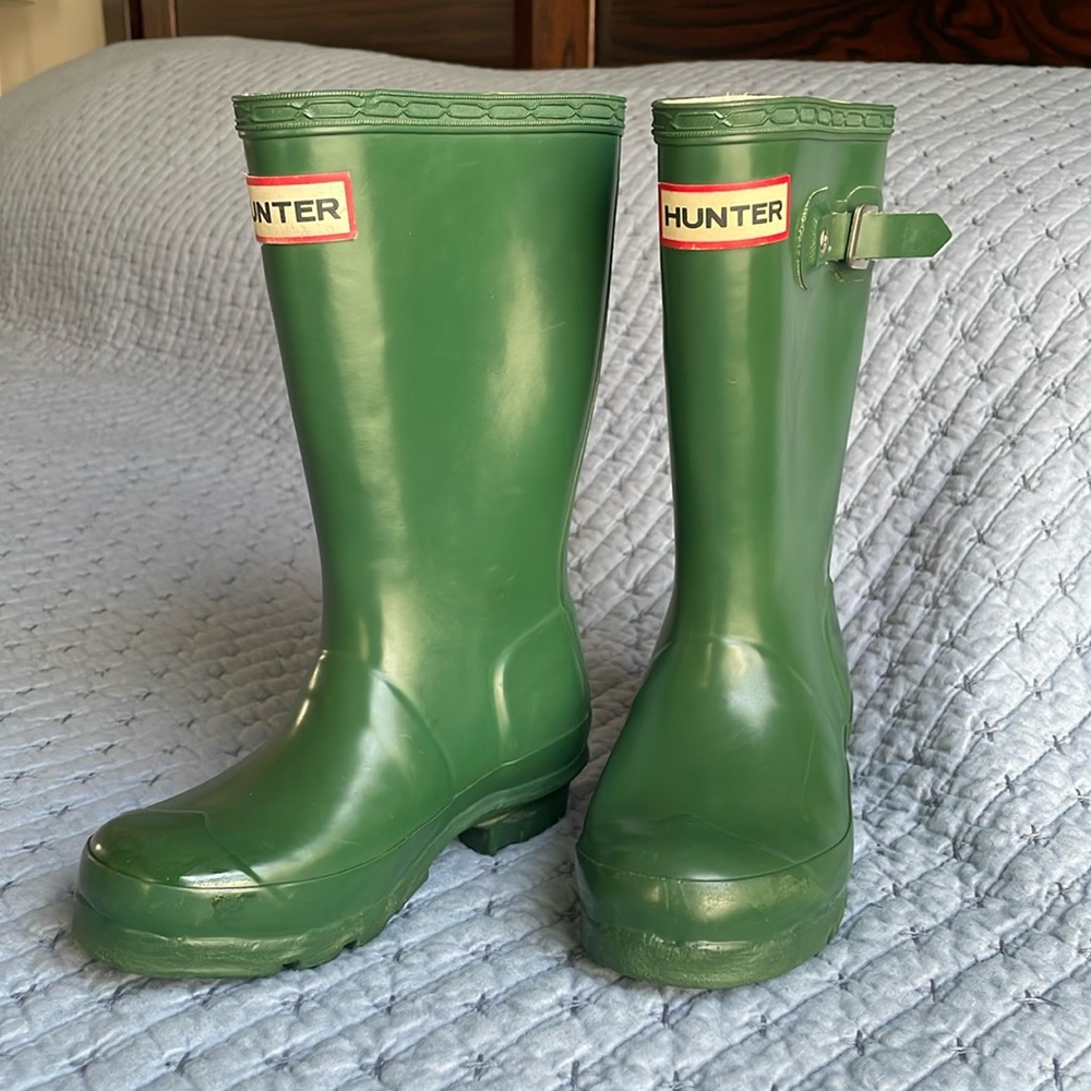 Green hunter toddler boots size 11